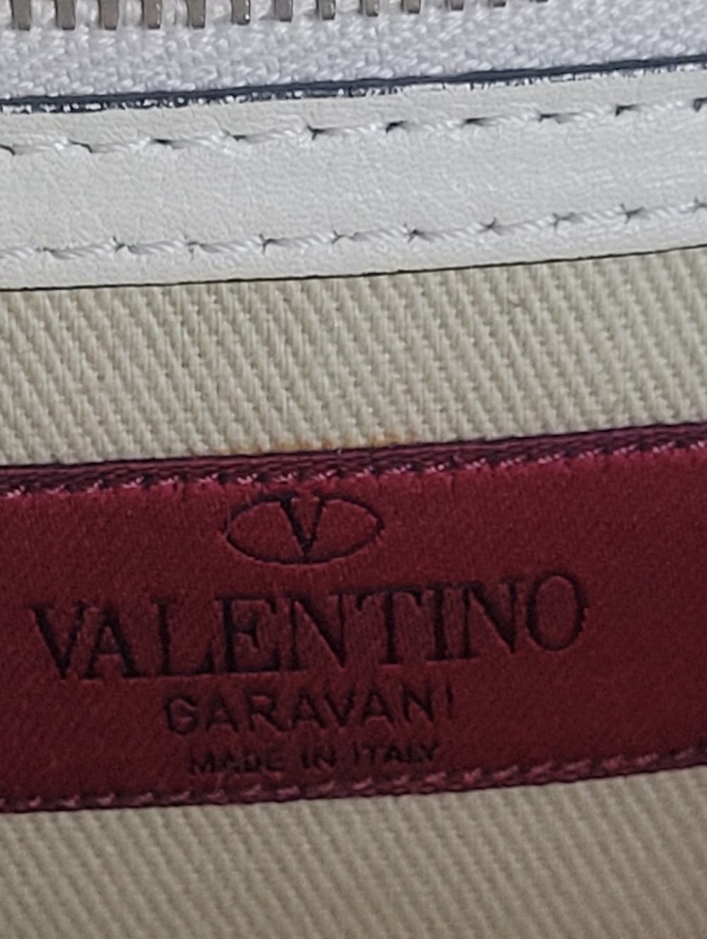 Valentino Garavani Glam Lock flap shoulder bag - Picture 13 of 15